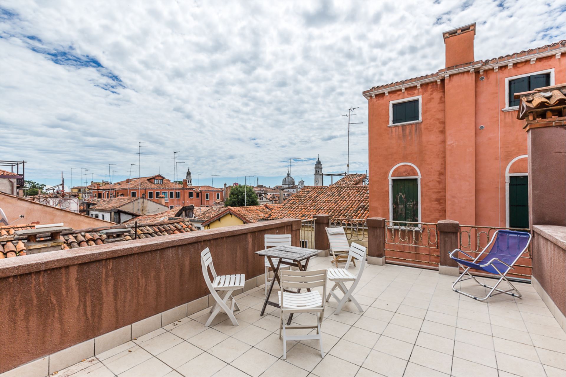 SAN LORENZO TERRACE